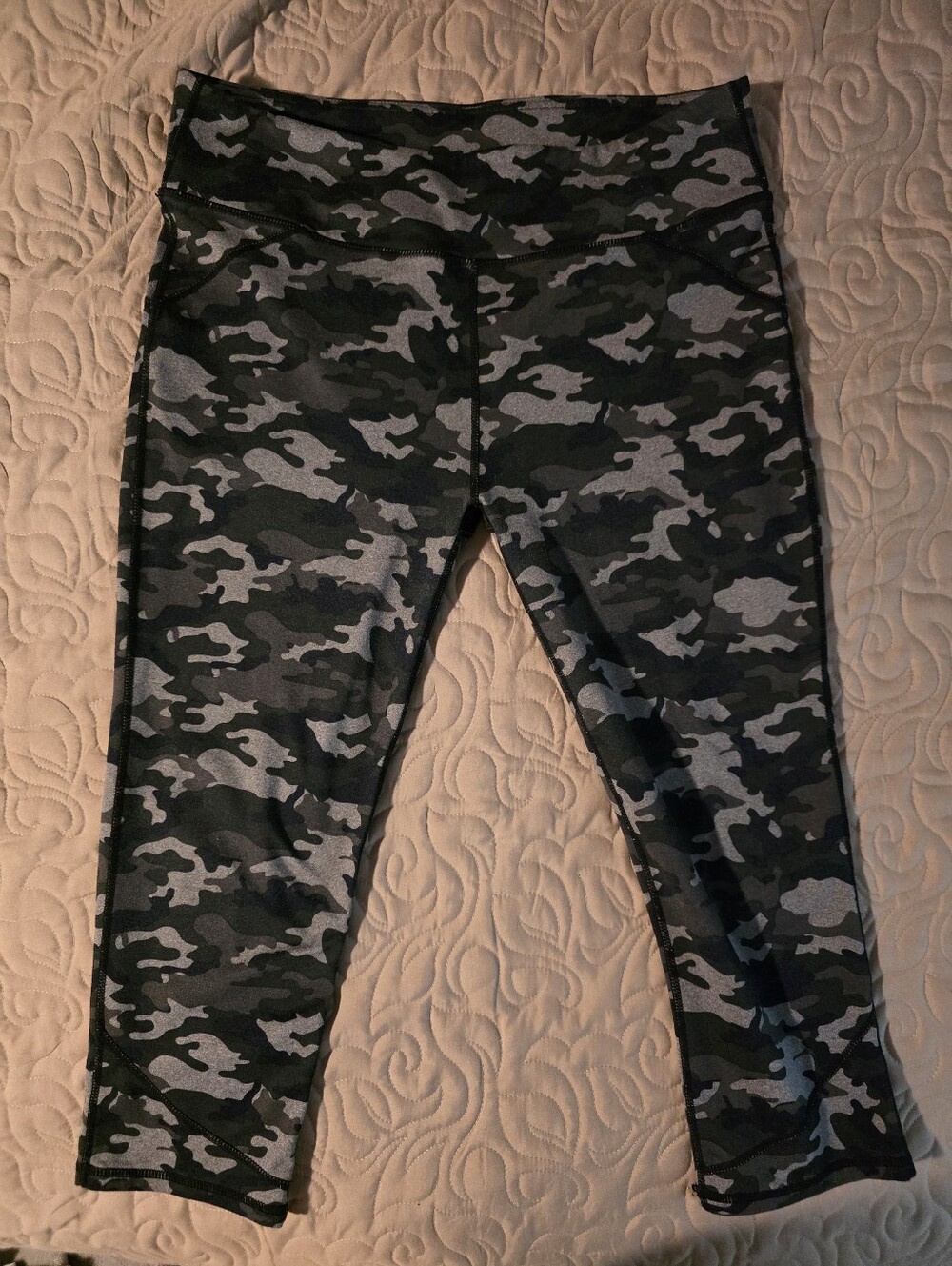 Fabletics Black & Gray Camo High-Rise Leggings